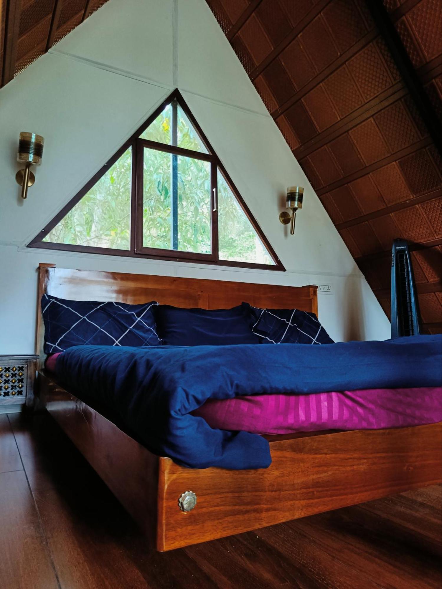 Whiskeywoods Villa Madikeri Luaran gambar